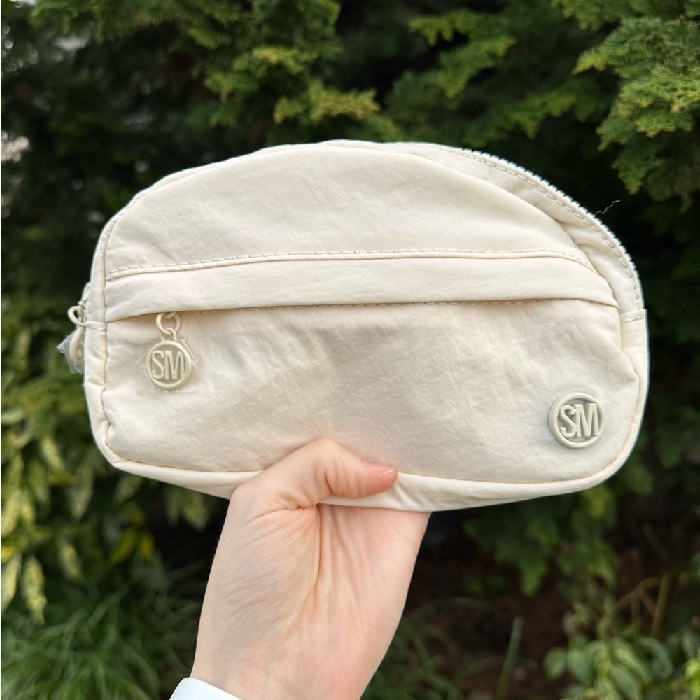 NWOT Steve Madden Ivory/Cream Belt Bag Set, Coin, Earbud (AirPods) Pouches